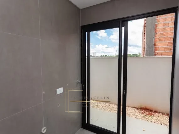 Imagens do imóveis Condomínio Arangua