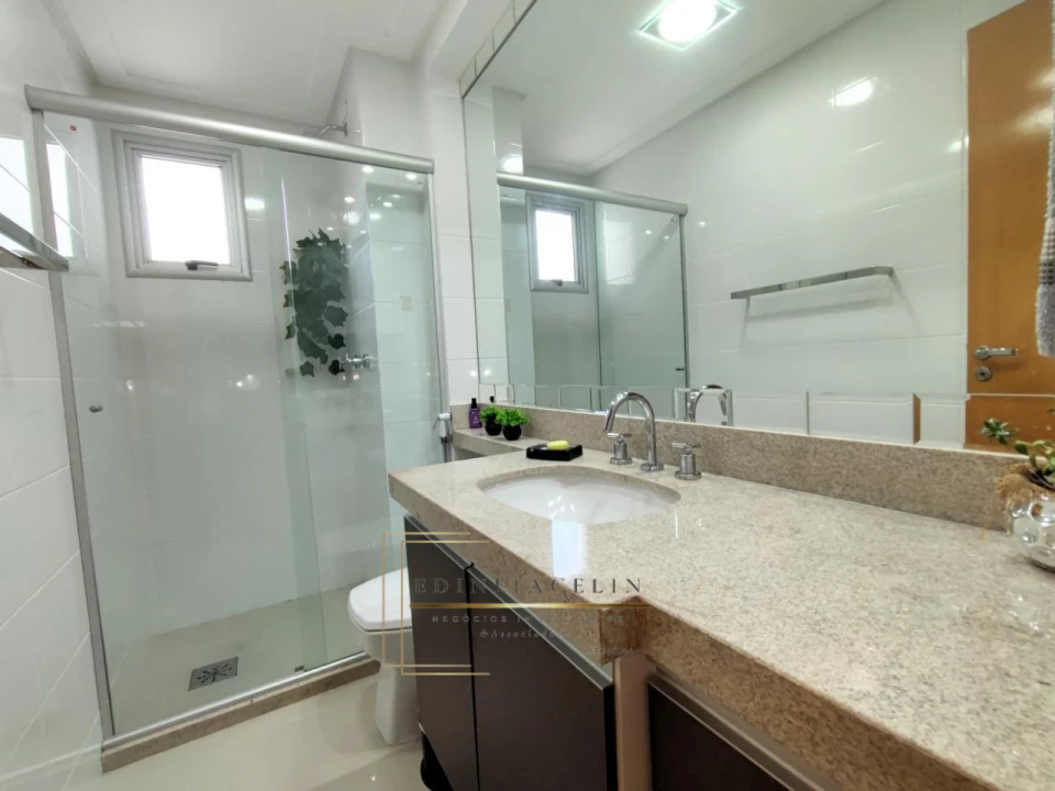 Imagens do imóveis Edifício Poty Lazzarotto