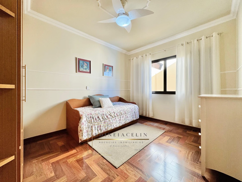 Imagens do imóveis Casa Em Condomínio À Venda Condomínio Vale Das Araucárias Londrina