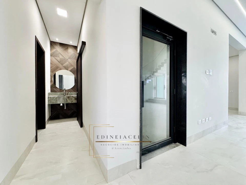 Condominio Royal Forest