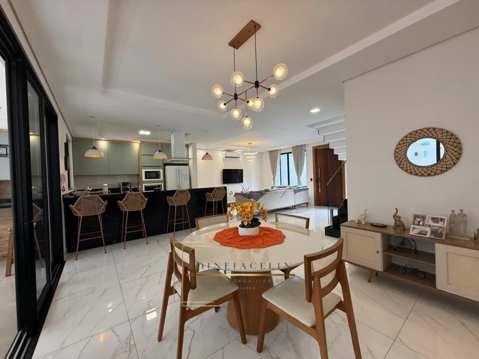 Imagens do imóveis Casa Bairro