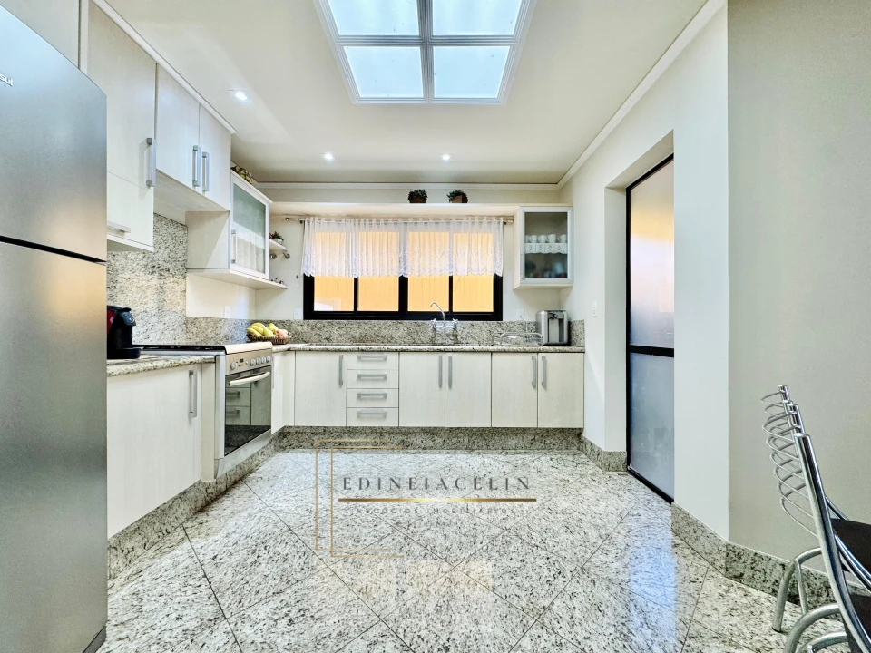 Imagens do imóveis Casa Em Condomínio À Venda Condomínio Vale Das Araucárias Londrina