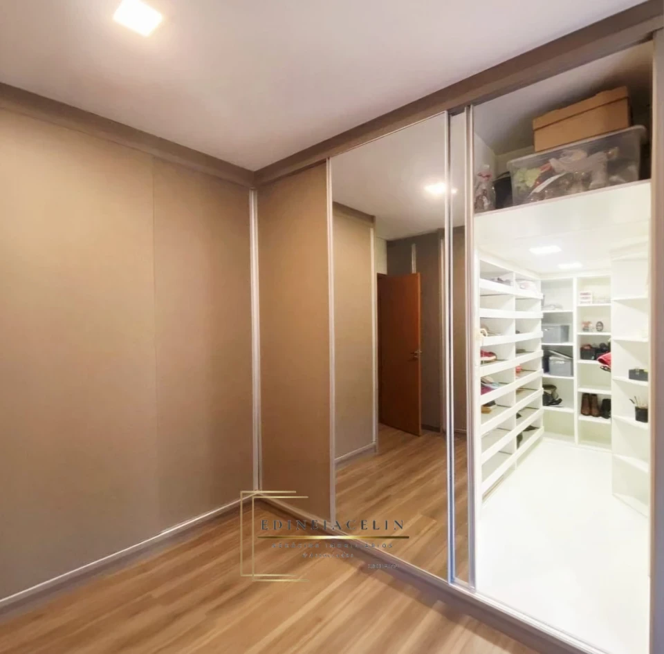 Condomínio Petit Ville