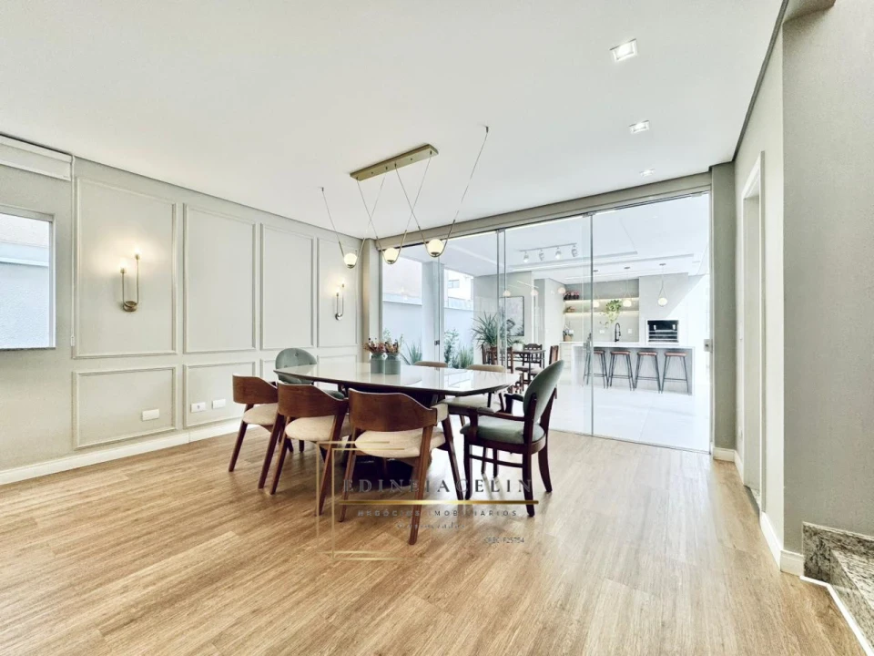 Condominio Royal Forest