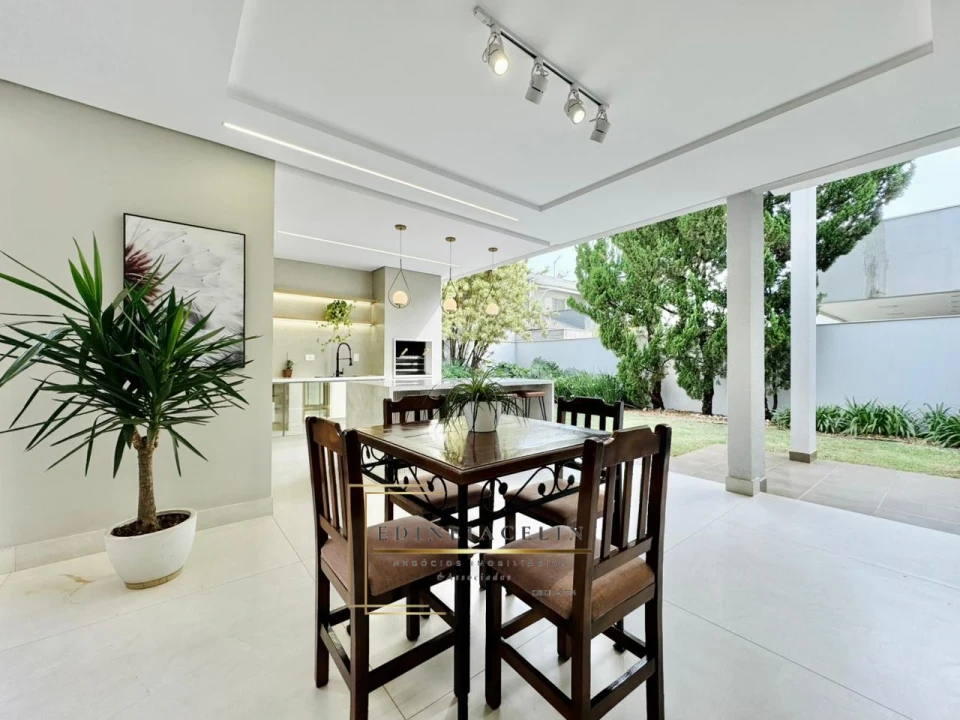 Condominio Royal Forest