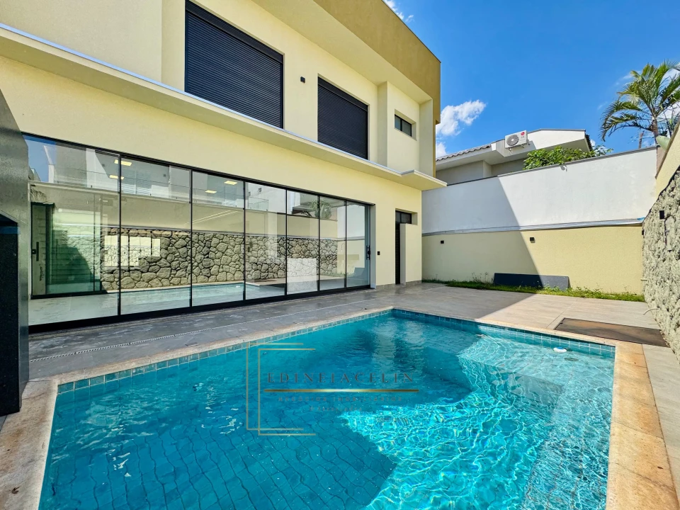 Condominio Royal Forest