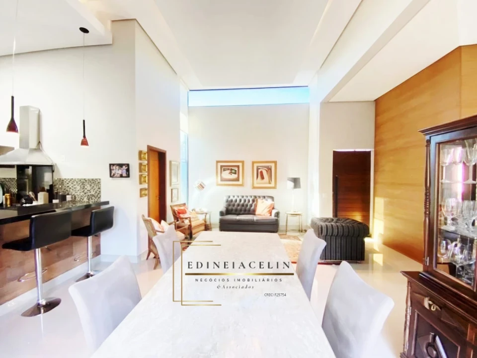 Condomínio Petit Ville