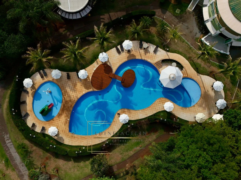 Condominio Royal Forest