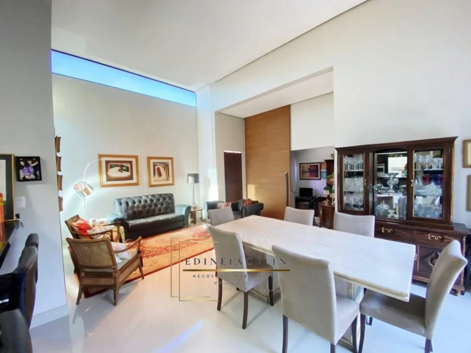 Condomínio Petit Ville