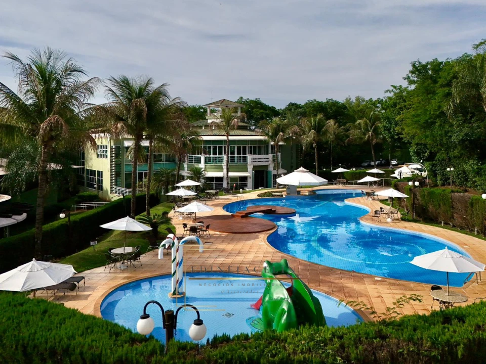 Condominio Royal Forest