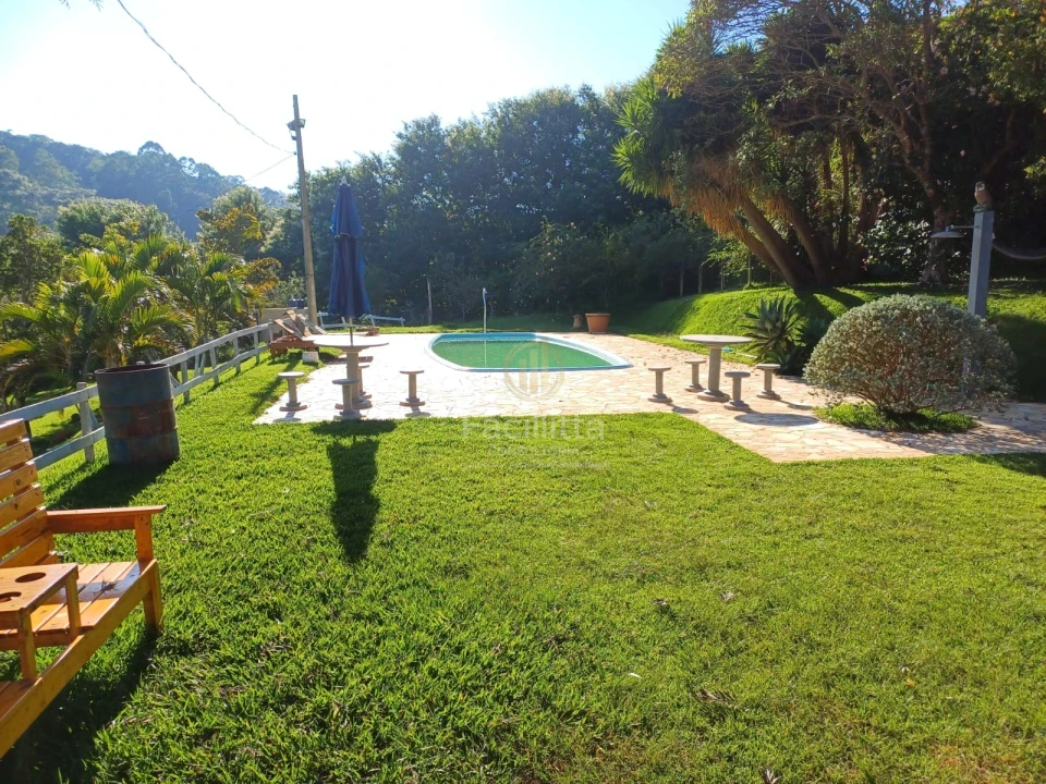 Imagens do imóveis Linda chácara a venda em Pedra-Bela