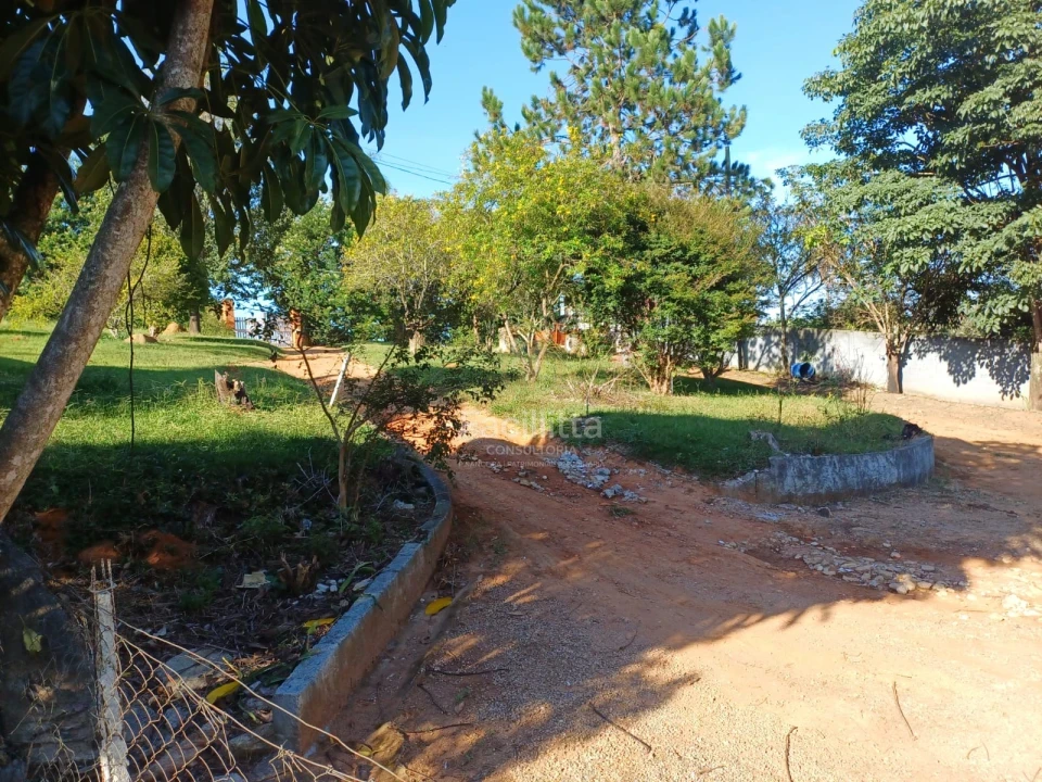 Imagens do imóveis Linda chácara a venda em Pedra-Bela