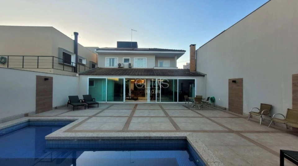 Imagens do imóveis Sobrado À Venda No Condomínio Santana Residence