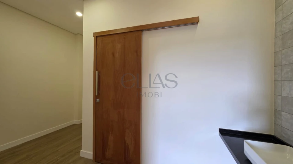 Imagens do imóveis Casa Em Condomínio À Venda Parque Tauá Londrina