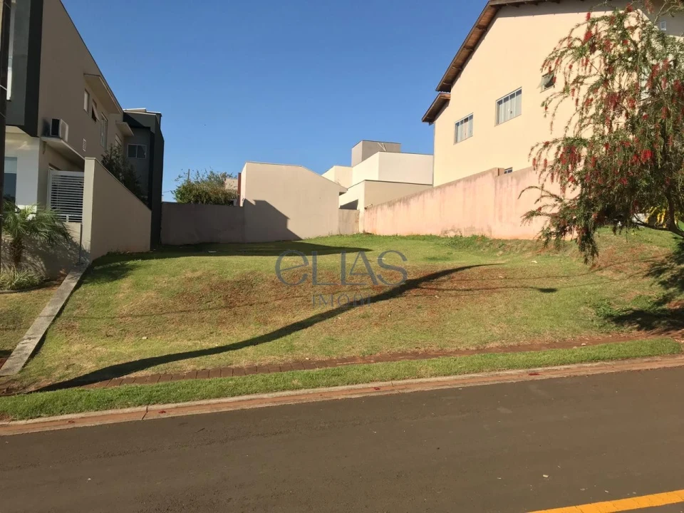 Imagens do imóveis Terreno Em Condomínio Á Venda Royal Forest Residence & Resort Londrina