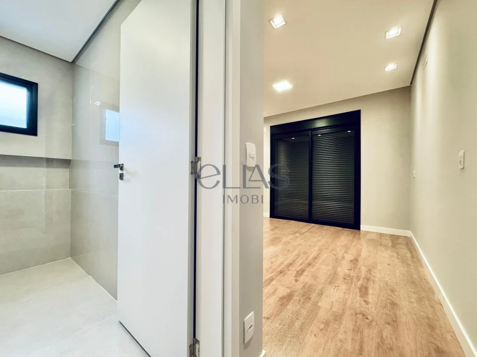 Imagens do imóveis Casa Em Condomínio À Venda Parque Tauá Londrina