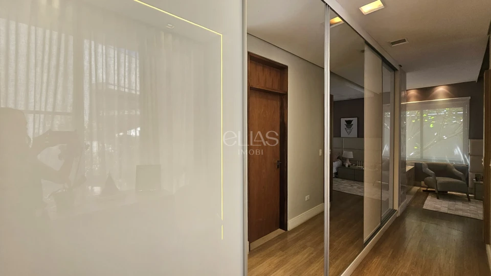 Casa Térrea à Venda no Condomínio Alphaville 2