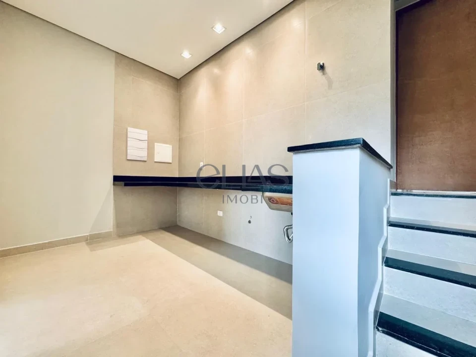 Imagens do imóveis Casa Em Condomínio À Venda Parque Tauá Londrina