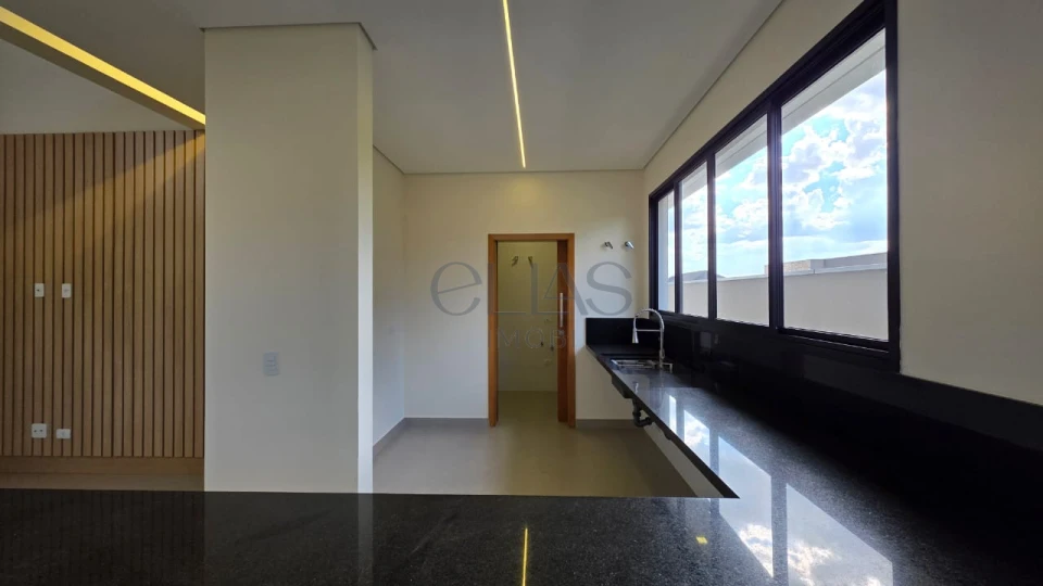 Imagens do imóveis Casa Em Condomínio À Venda Parque Tauá Londrina