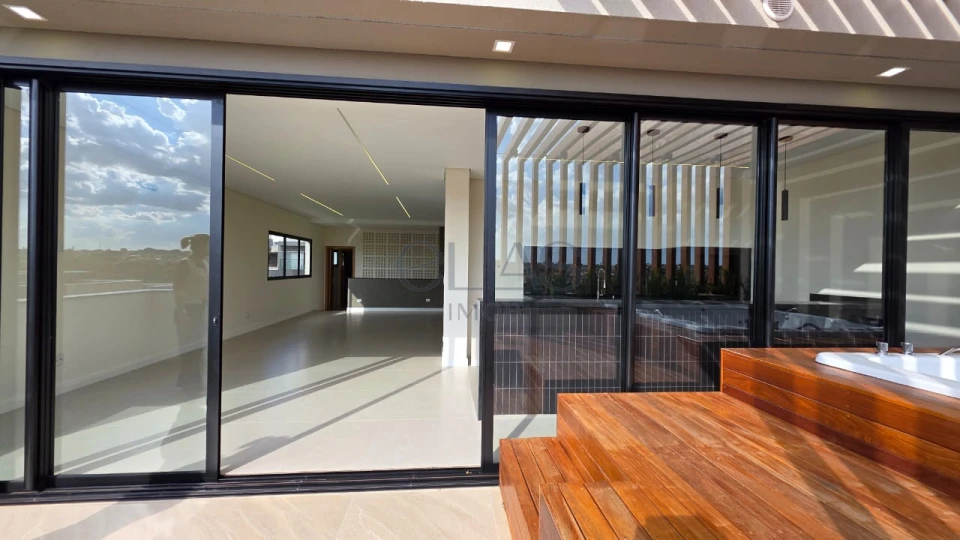 Imagens do imóveis Casa Em Condomínio À Venda Parque Tauá Londrina