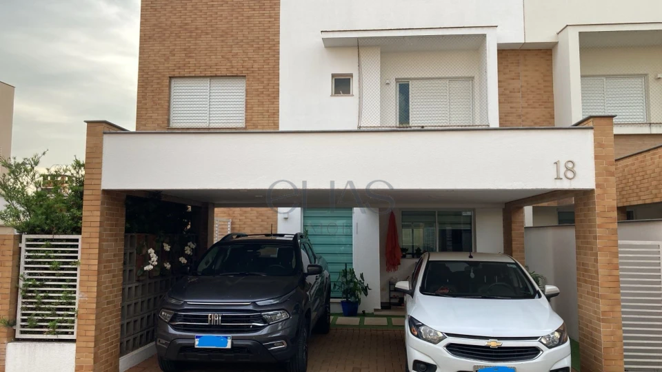 Imagens do imóveis Sobrado no Condomínio Villagio Sant'Anna com 3 suítes