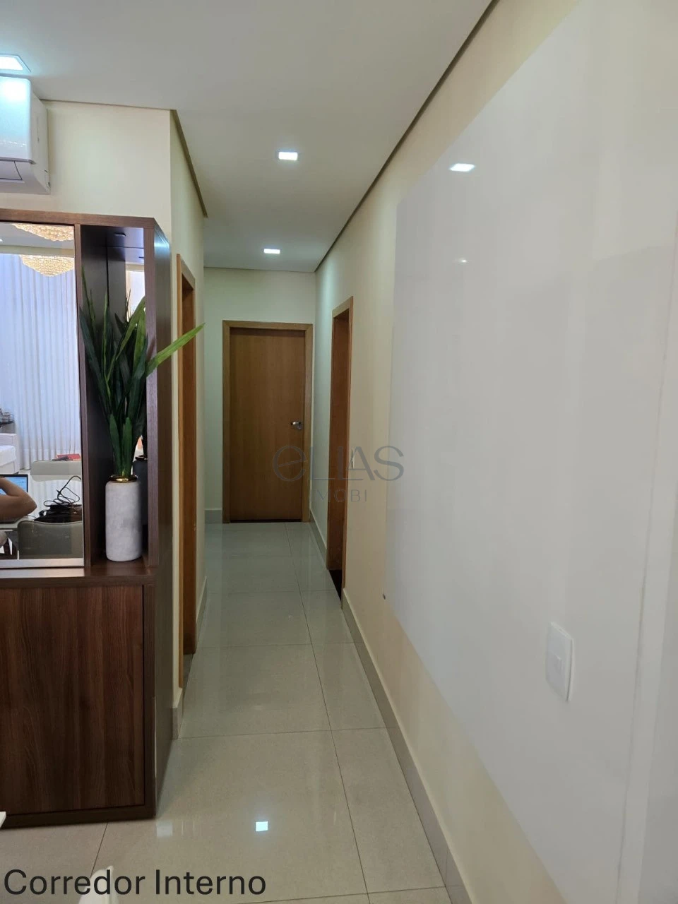 Casa à Venda Condomínio Alphaville 2