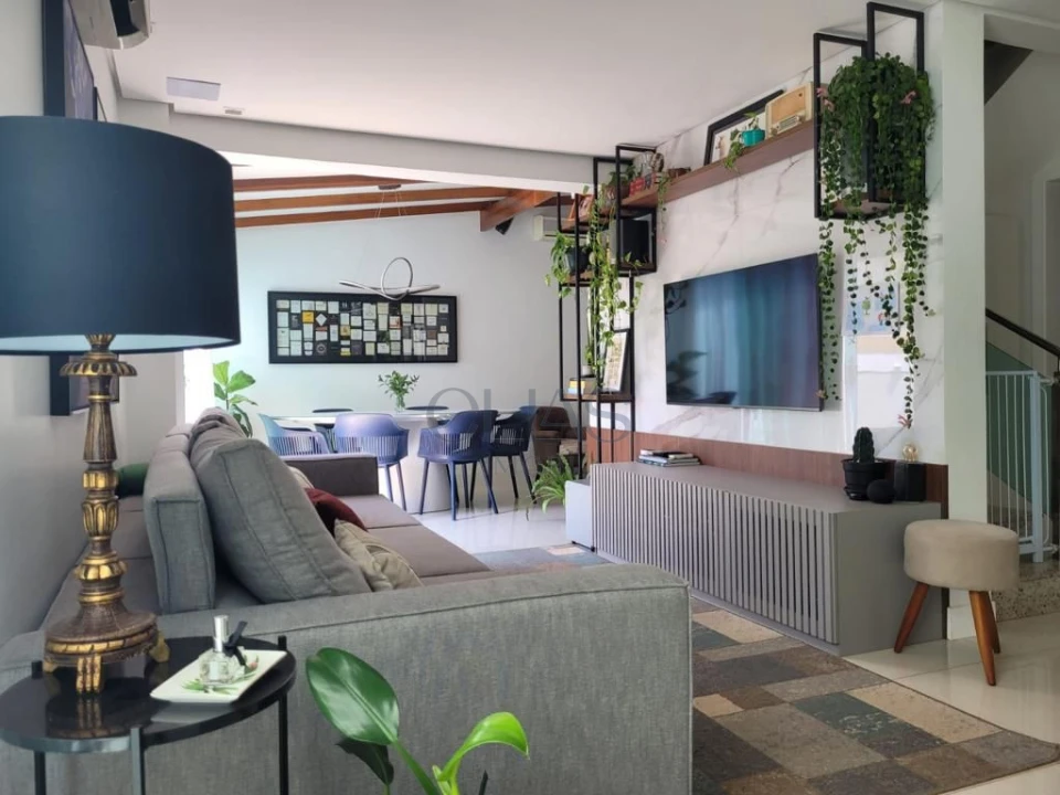 Imagens do imóveis Sobrado no Condomínio Villagio Sant'Anna com 3 suítes