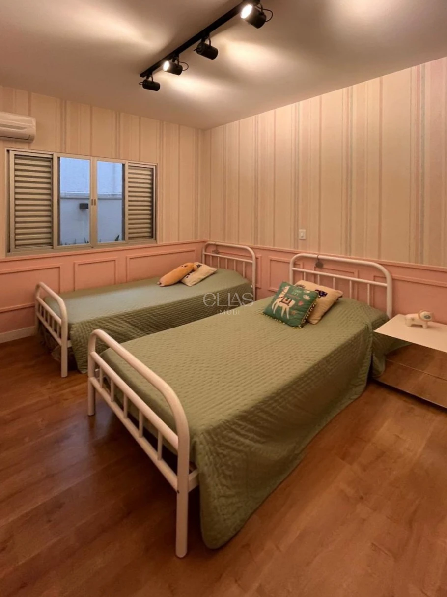 Casa Térrea À Venda No Cond. Bela Manhã