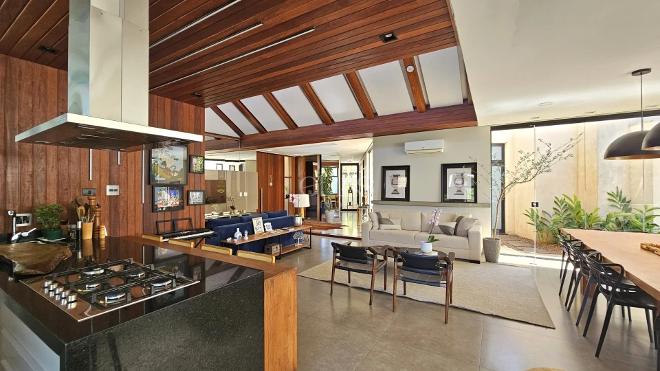 Casa Térrea à Venda no Condomínio Alphaville 2