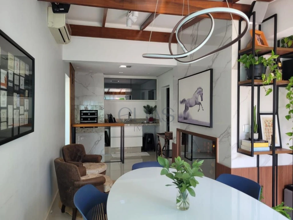 Imagens do imóveis Sobrado no Condomínio Villagio Sant'Anna com 3 suítes