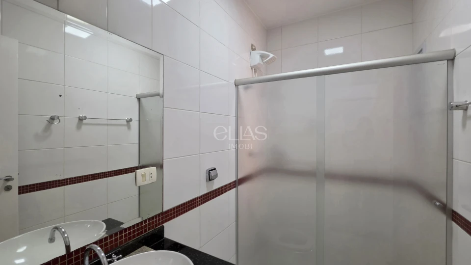 Casa À Venda No Condomínio Morada Imperial