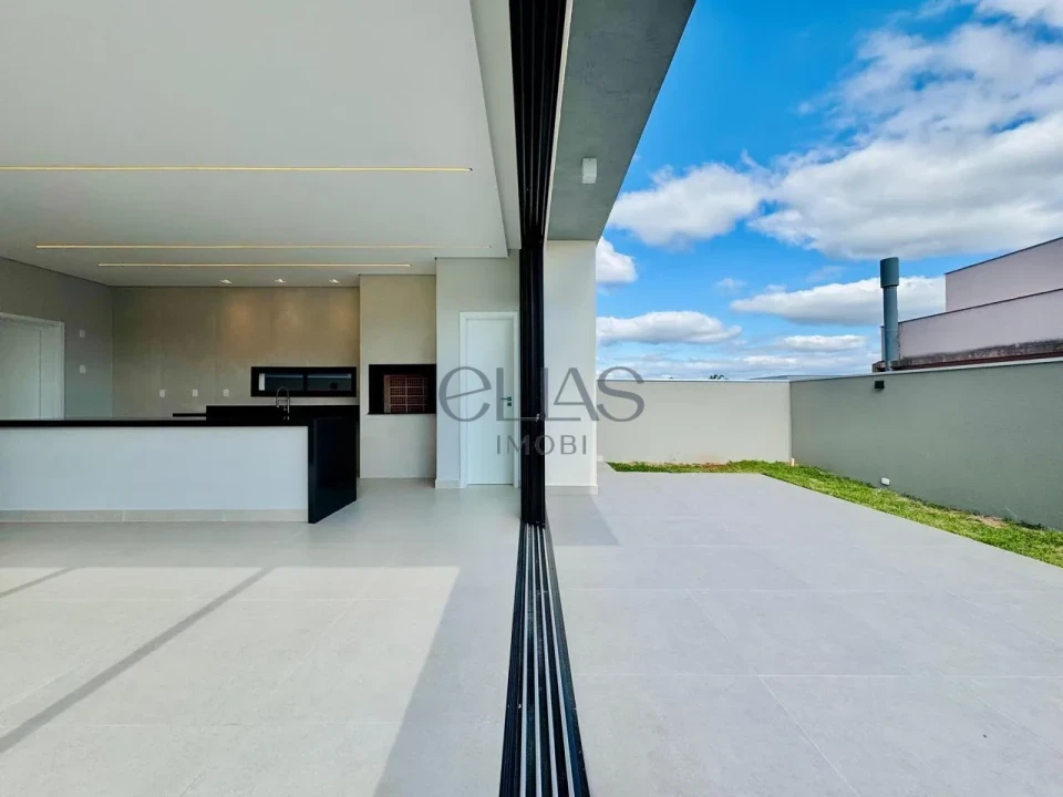 Imagens do imóveis Casa Em Condomínio À Venda Parque Tauá Londrina