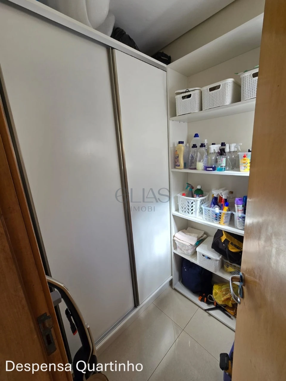 Casa à Venda Condomínio Alphaville 2