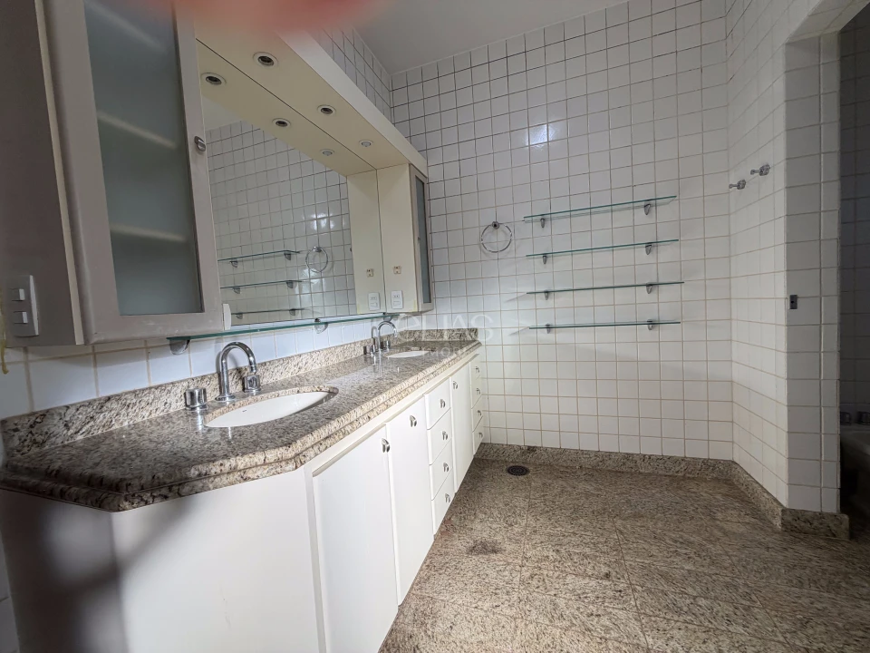 Imagens do imóveis Casa terrea - Locação - Bela Suiça
