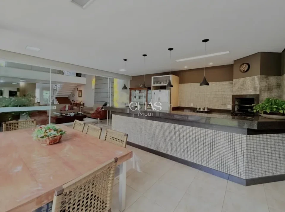 Imagens do imóveis Casa Em Condomínio À Venda Royal Forest Residence & Resort Londrina