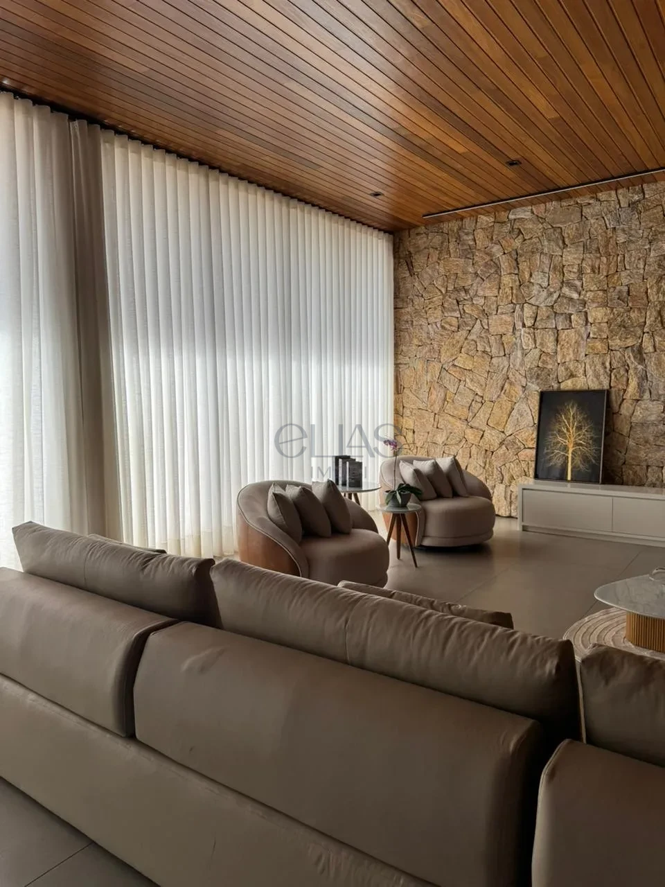 Imagens do imóveis Casa À Venda Com 4 Suítes No Cond. Estância Santa Paula