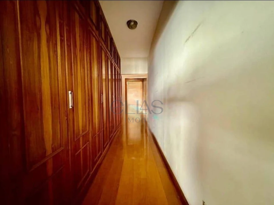 Apartamento À Venda Edifício Embaixador Londrina