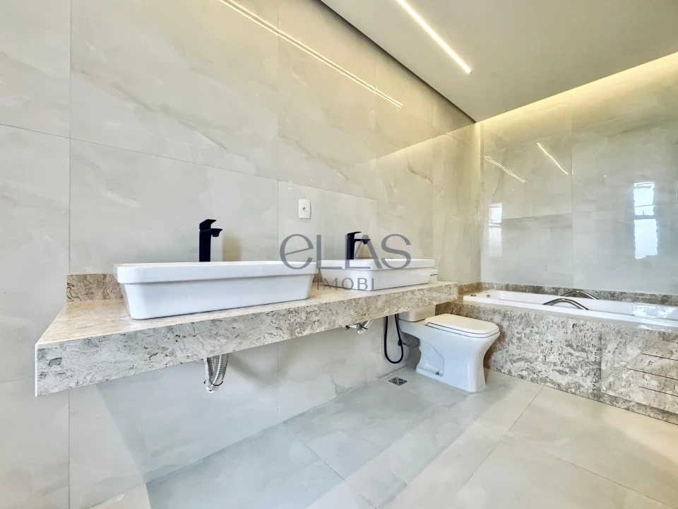 Imagens do imóveis Casa Em Condomínio À Venda Parque Tauá Londrina