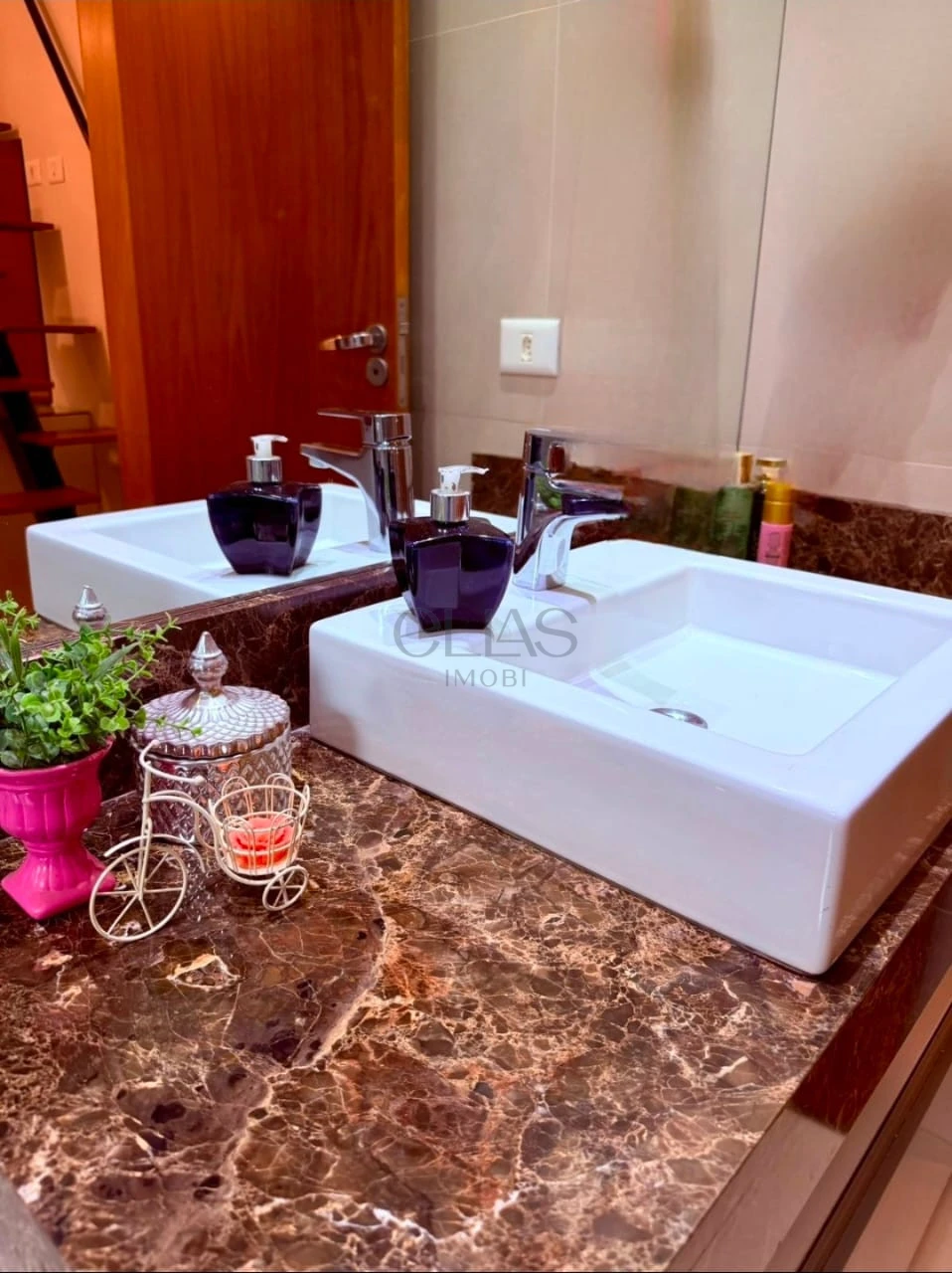 Imagens do imóveis Casa Em Condomínio À Venda Condomínio Alphaville 2 Londrina