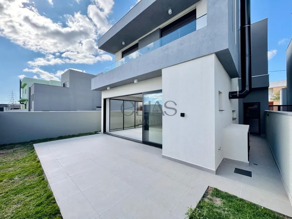 Imagens do imóveis Casa Em Condomínio À Venda Parque Tauá Londrina