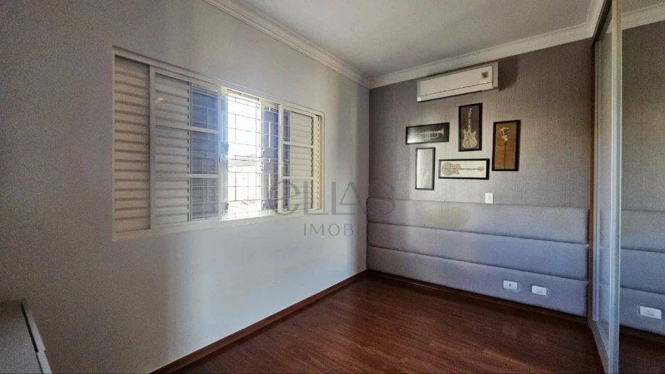 Casa À Venda Condomínio Village Pinheiros Londrina