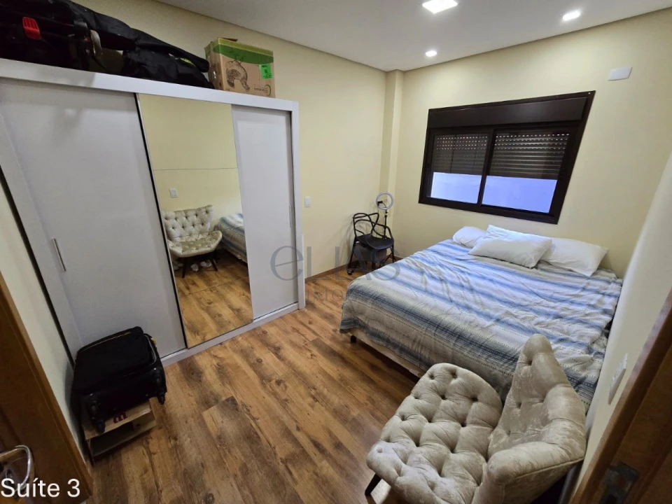 Casa à Venda Condomínio Alphaville 2