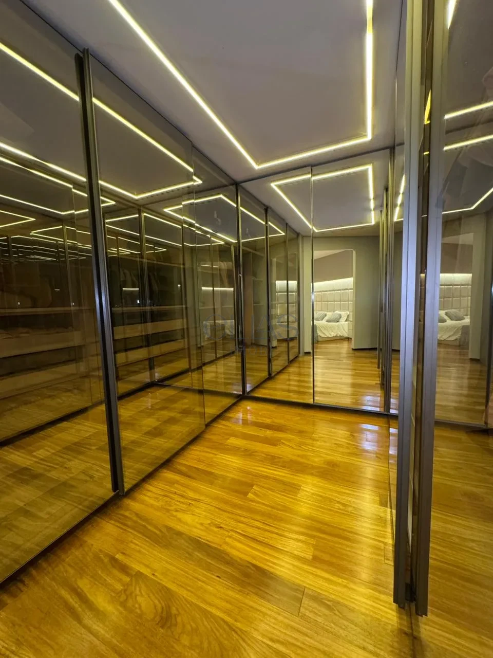 Imagens do imóveis Casa À Venda Com 4 Suítes No Cond. Estância Santa Paula