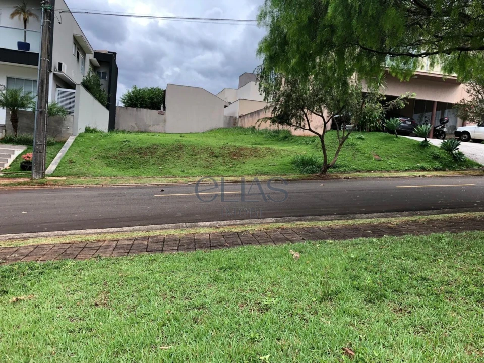 Imagens do imóveis Terreno Em Condomínio Á Venda Royal Forest Residence & Resort Londrina