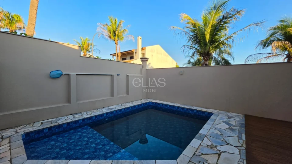 Casa À Venda No Condomínio Morada Imperial