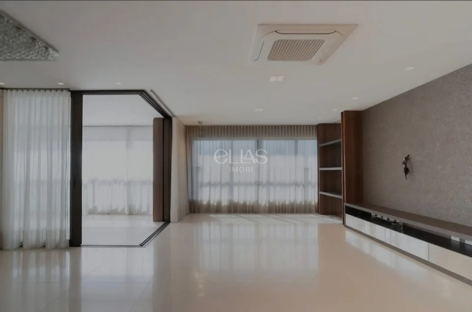 Apartamento À Venda No Ed. Legend
