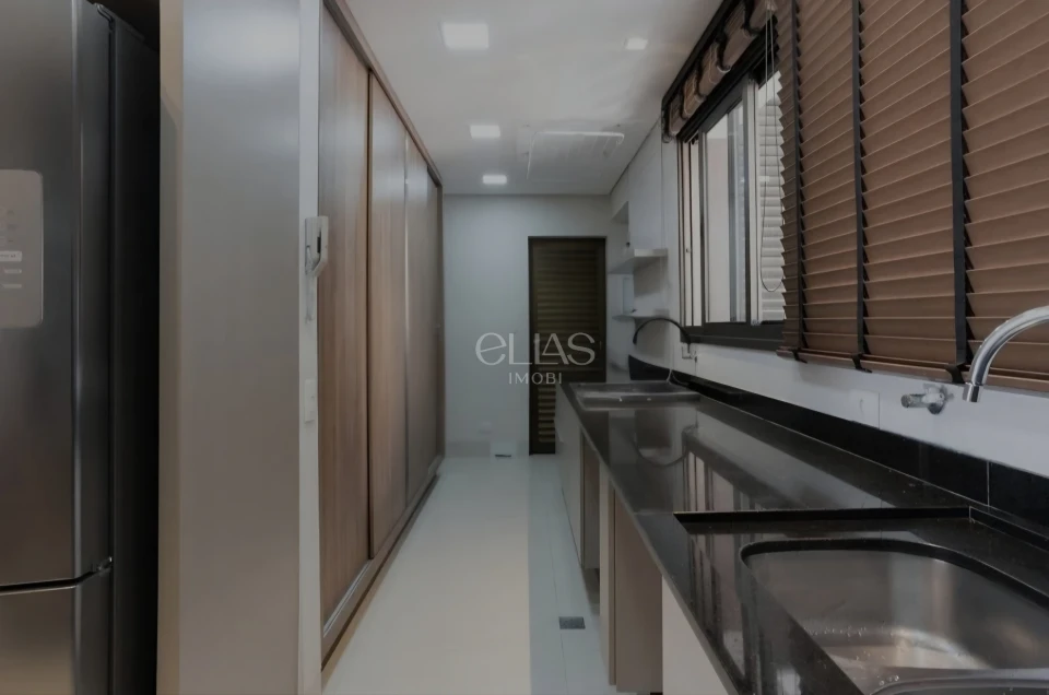 Apartamento À Venda No Ed. Legend