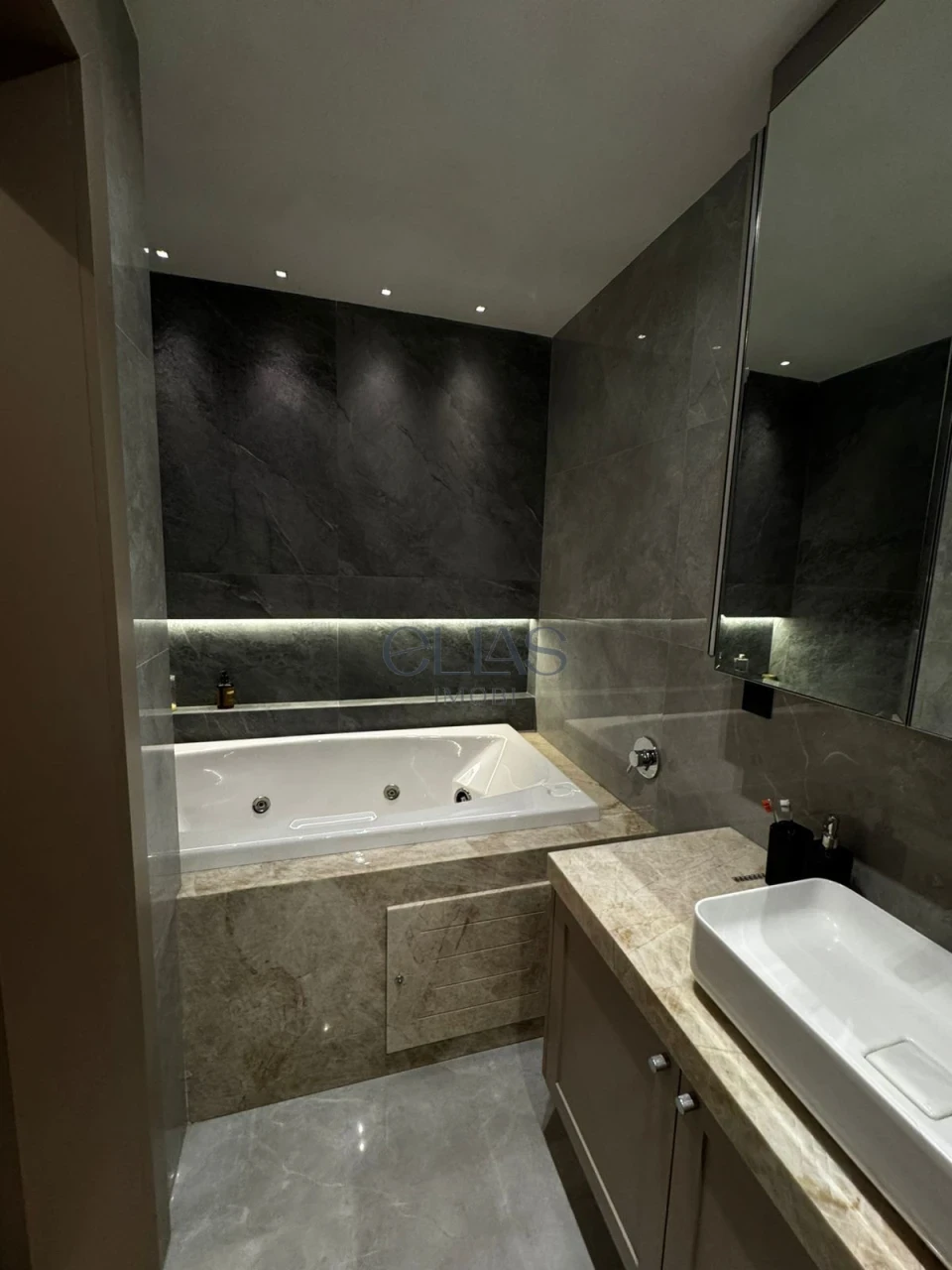 Imagens do imóveis Apartamento À Venda Le Corbusier Londrina