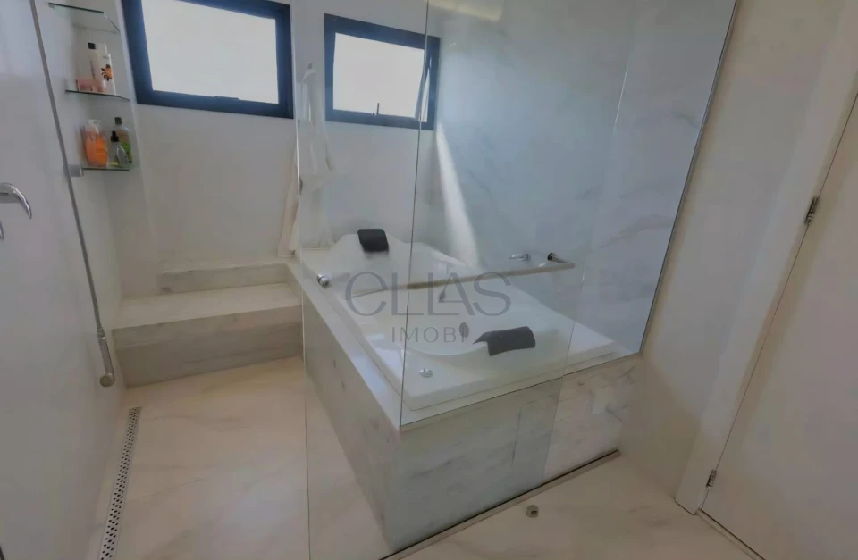 Sobrado  com 3 suítes à venda Condomínio Alphaville 2 -Londrina