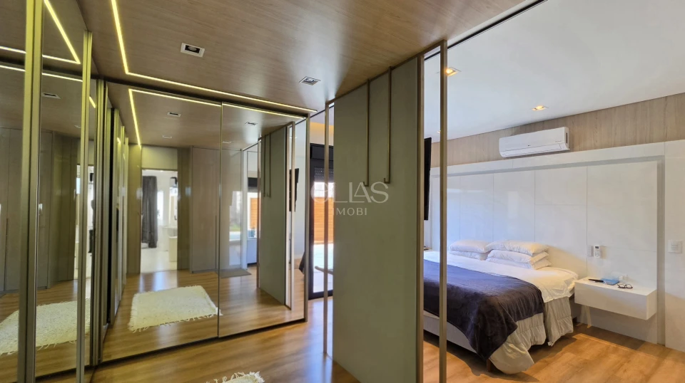 Imagens do imóveis Casa Térrea À Venda No Sun Lake Com 3 Suítes